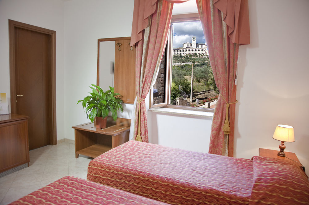 Hotel Assisi Garden Exterior foto
